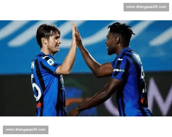 意甲焦点战亚特兰大主场迎战森索罗争夺关键三分走势与排名悬念